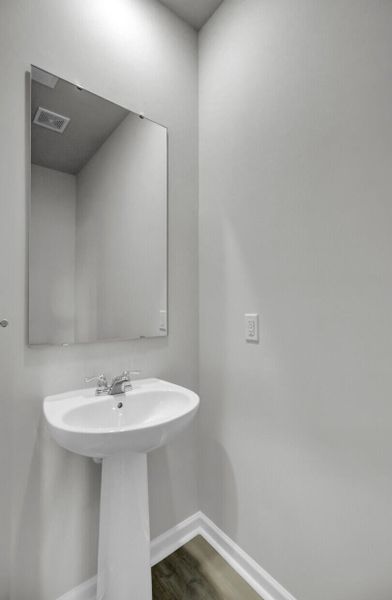 Image 36 of a home in .