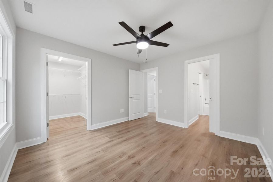 Spacious, unfurnished interior of a new home in , Hickory (Image 19).
