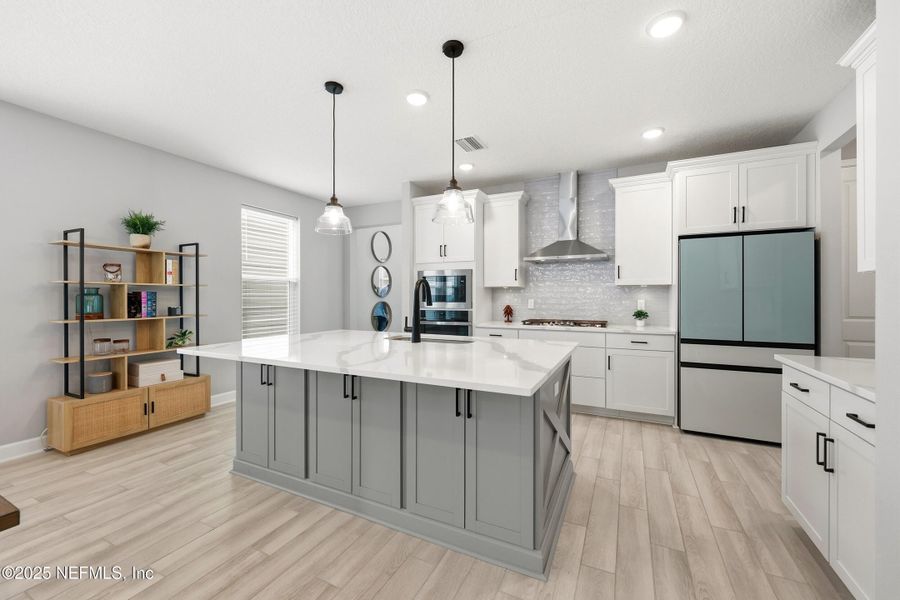 Furnished interior view inside a new home in , Ponte Vedra (Image 17).