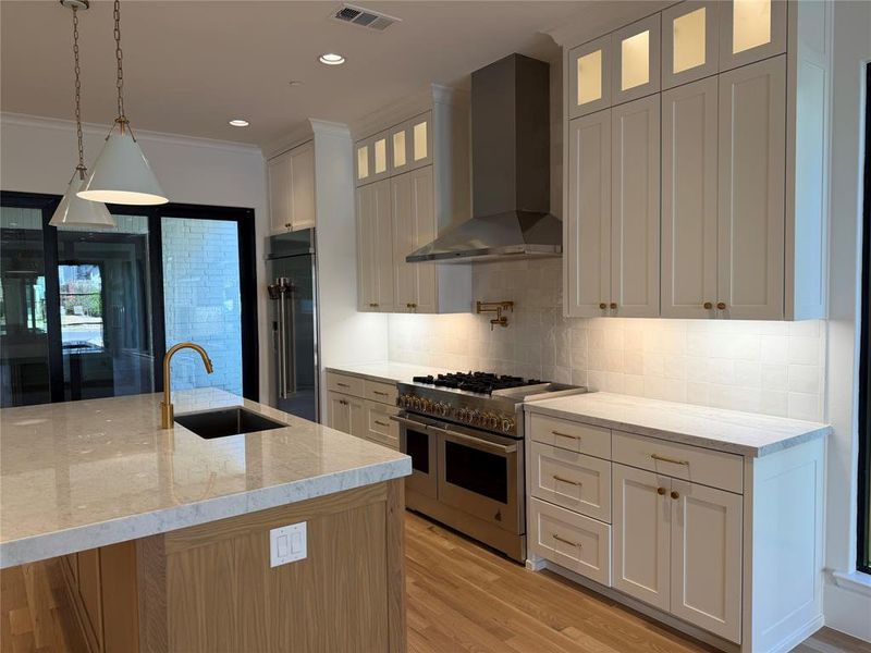 Kitchen with Gas Range