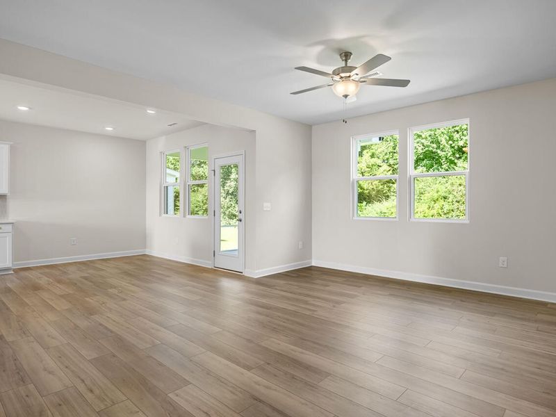 Spacious, unfurnished interior of a new home in Woodland Crossing, Zebulon (Image 17).