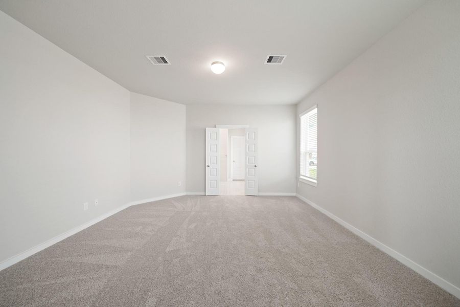 Spacious, unfurnished interior of a new home in Beacon Hill, Waller (Image 27).