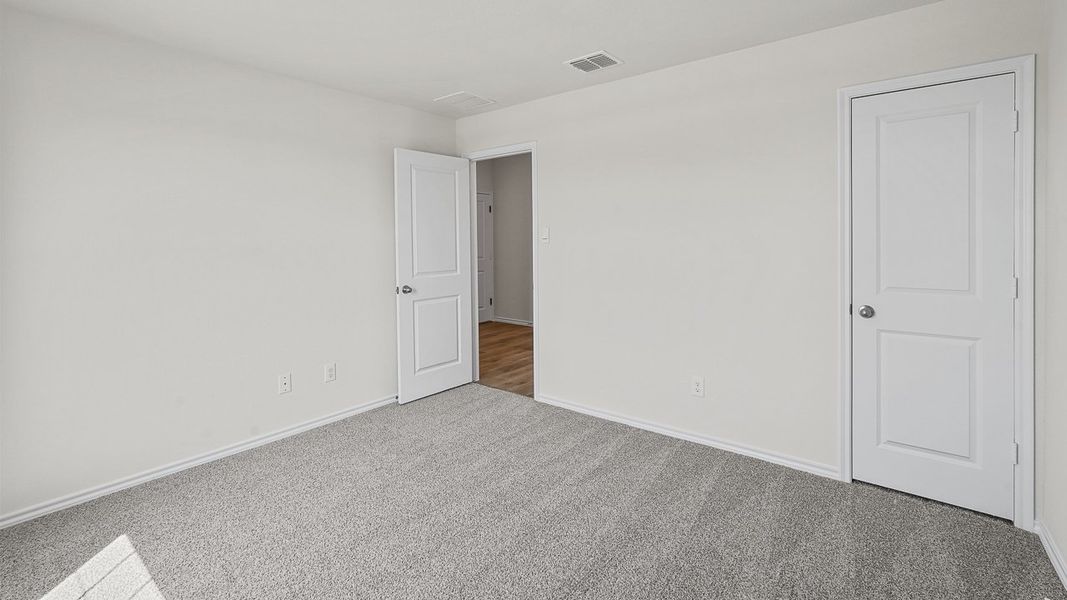 Representative unfurnished interior of a home built from the Elgin by D.R. Horton in Oak Valley Estates, Bullard (Image 9). Representative unfurnished interior of a home built from the Elgin by D.R. Horton in Oak Valley Estates, Bullard (Image 9).