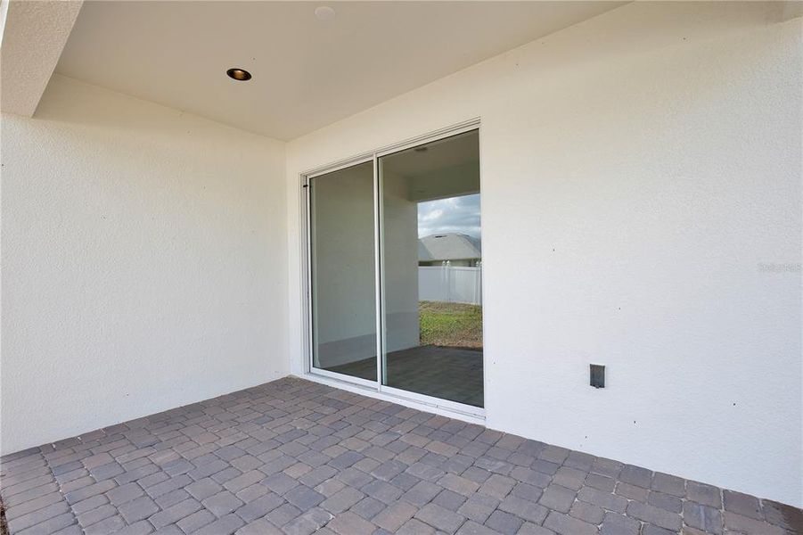 Exterior details and patio area of a home in , Groveland (Image 22).