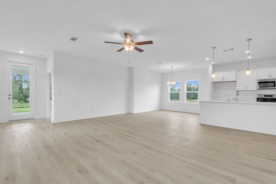 Representative unfurnished interior of a home built from the 2525 by Adams Homes in Parkland Place, Pace (Image 9).