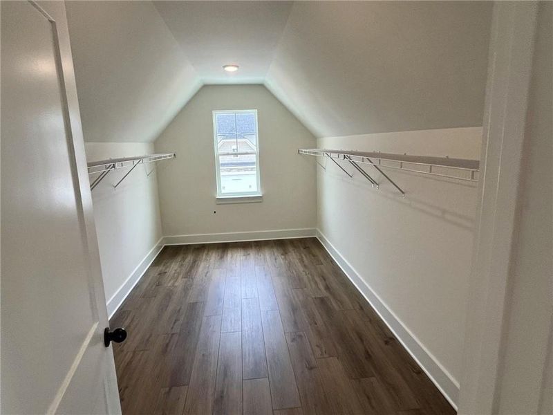 Spacious, unfurnished interior of a new home in Twin Lakes, Hoschton (Image 31).
