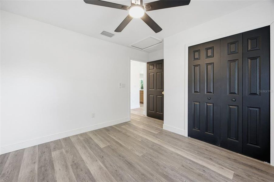 Spacious, unfurnished interior of a new home in , Ocala (Image 33).