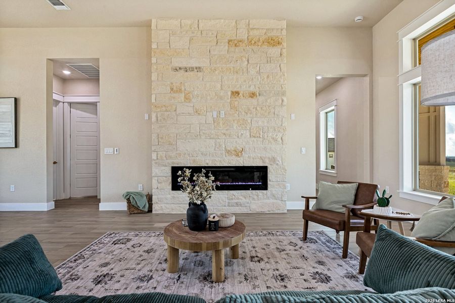 Furnished interior view inside a new home in , La Vernia (Image 7).