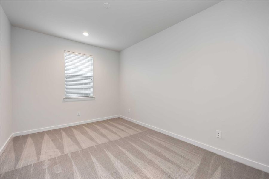 Spacious, unfurnished interior of a new home in Fulton Crossing, Houston (Image 18). Spacious, unfurnished interior of a new home in Fulton Crossing, Houston (Image 18).