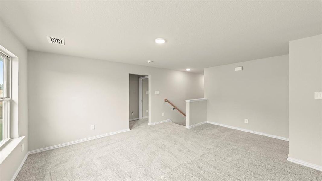 14. 1712 Edgeway - Game (2)