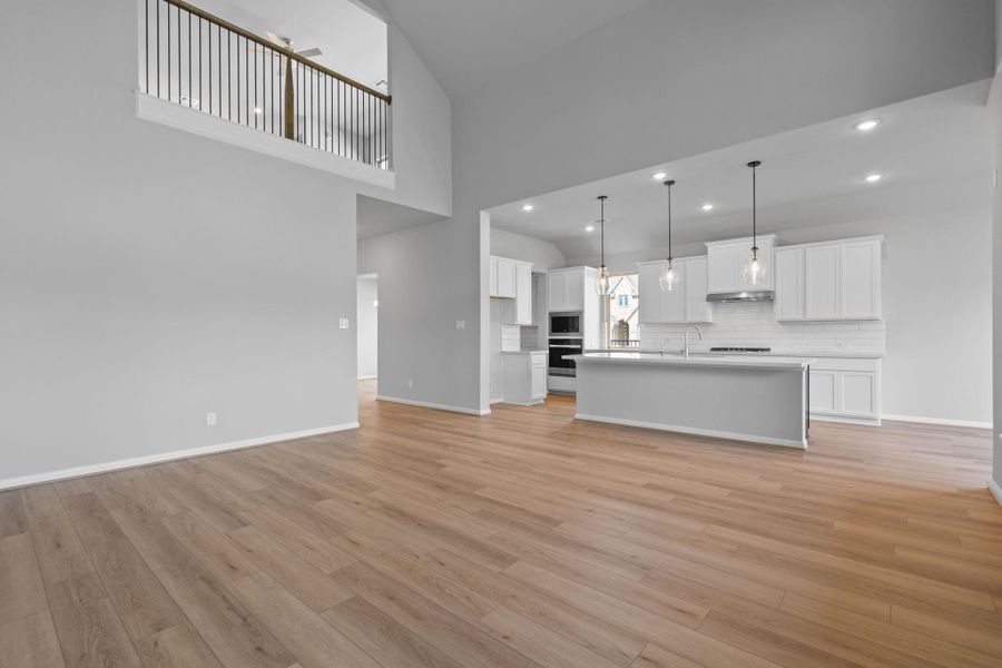 Spacious, unfurnished interior of a new home in Bridgeland 55', Cypress (Image 29).