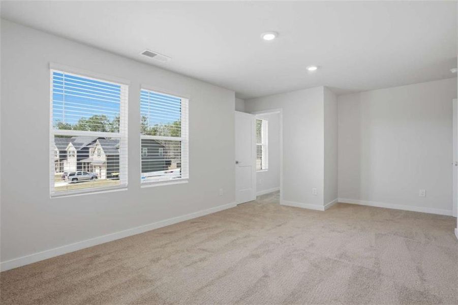 Spacious, unfurnished interior of a new home in Millstone Manor, Conyers (Image 23).