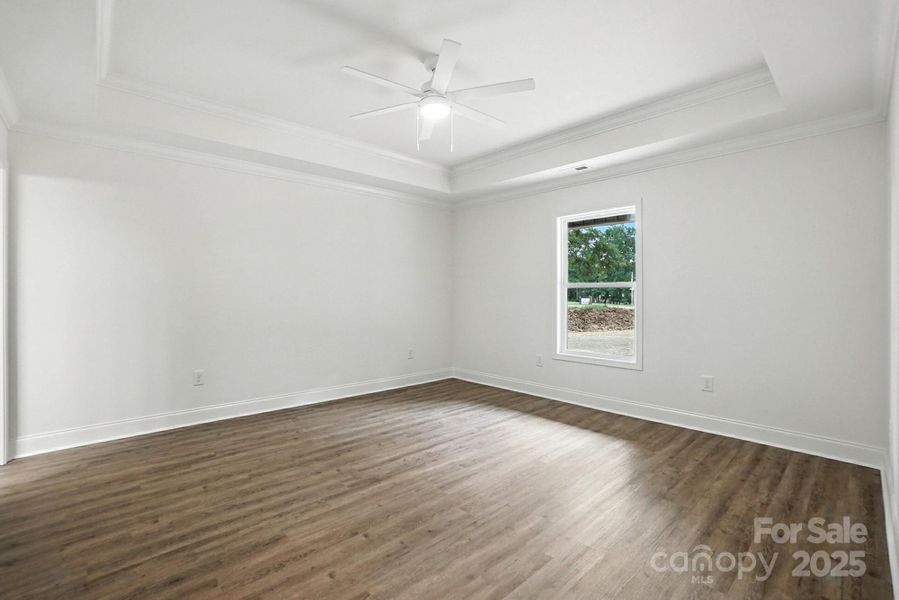 Spacious, unfurnished interior of a new home in , York (Image 23).