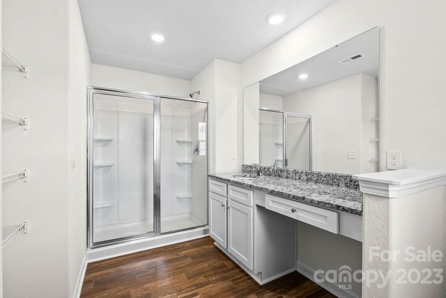 digital image similar digital image similar