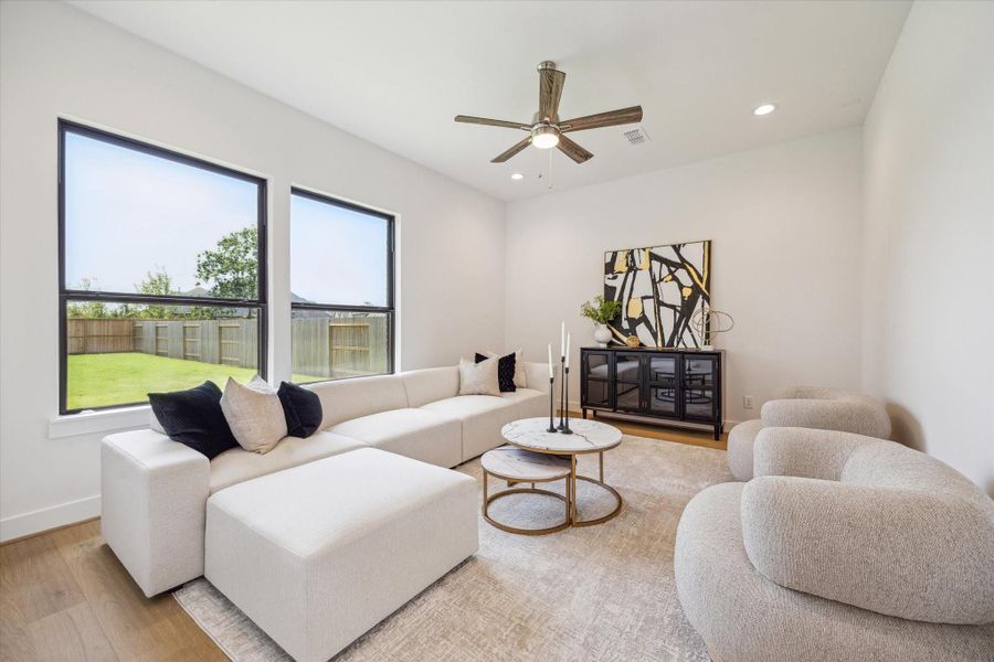 Flex Space on the 1st floor. Game Room, Home Gym, Den, Play Room, the possibilities are endless! Flex Space on the 1st floor. Game Room, Home Gym, Den, Play Room, the possibilities are endless!