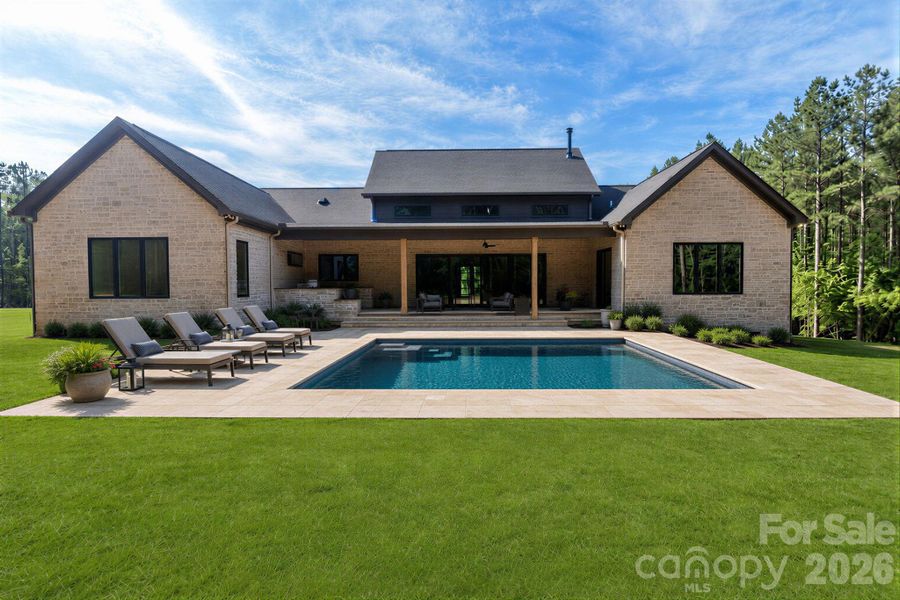 Exterior details and patio area of a home in , Rock Hill (Image 3).