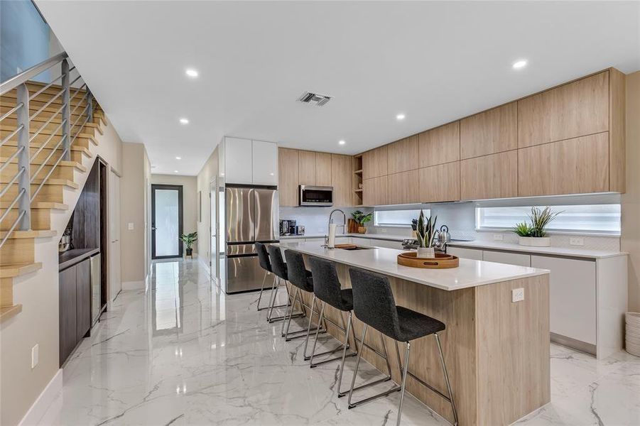 Furnished interior view inside a new home in , Fort Lauderdale (Image 28).