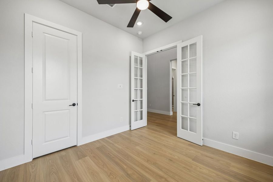 Spacious, unfurnished interior of a new home in Painted Tree Lakeside, McKinney (Image 32). Spacious, unfurnished interior of a new home in Painted Tree Lakeside, McKinney (Image 32).