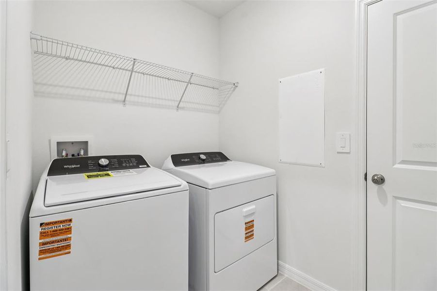 Close-up of interior finishes inside a home in Ridgehaven - Villas, Ormond Beach (Image 15).