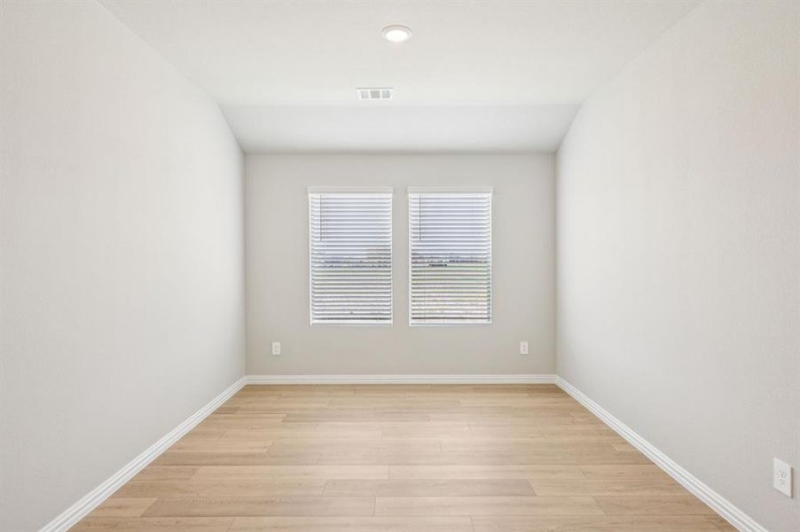 Photo is not of the actual home, but is an inspirational photo of builder’s model home and may depict options, furnishings, and/or decorator features that are not included. Photo is not of the actual home, but is an inspirational photo of builder’s model home and may depict options, furnishings, and/or decorator features that are not included.