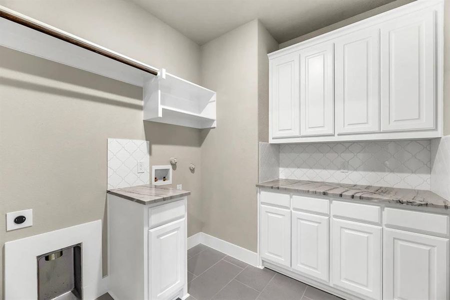 Furnished interior view inside a new home in Fannin Ranch, Leonard (Image 13). Furnished interior view inside a new home in Fannin Ranch, Leonard (Image 13).