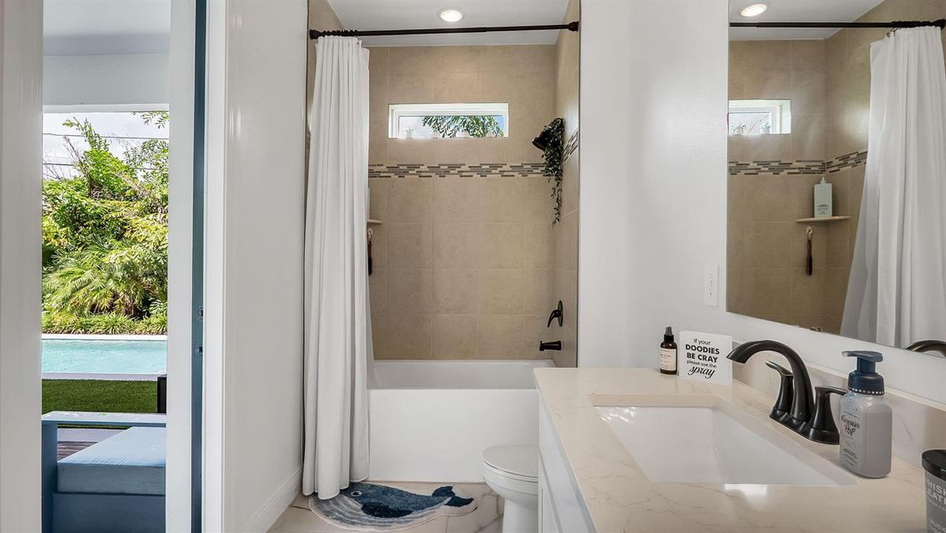 Cabana Bathroom