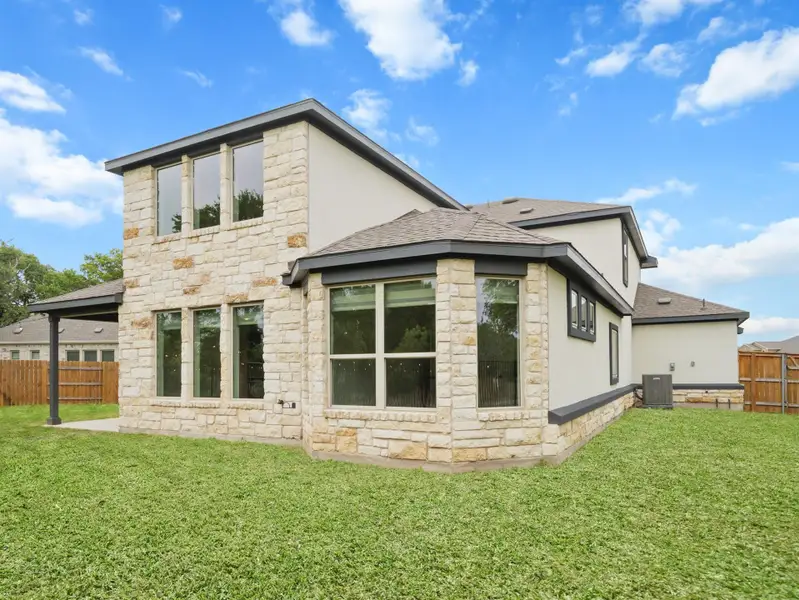 Back of house with no rear neighbors