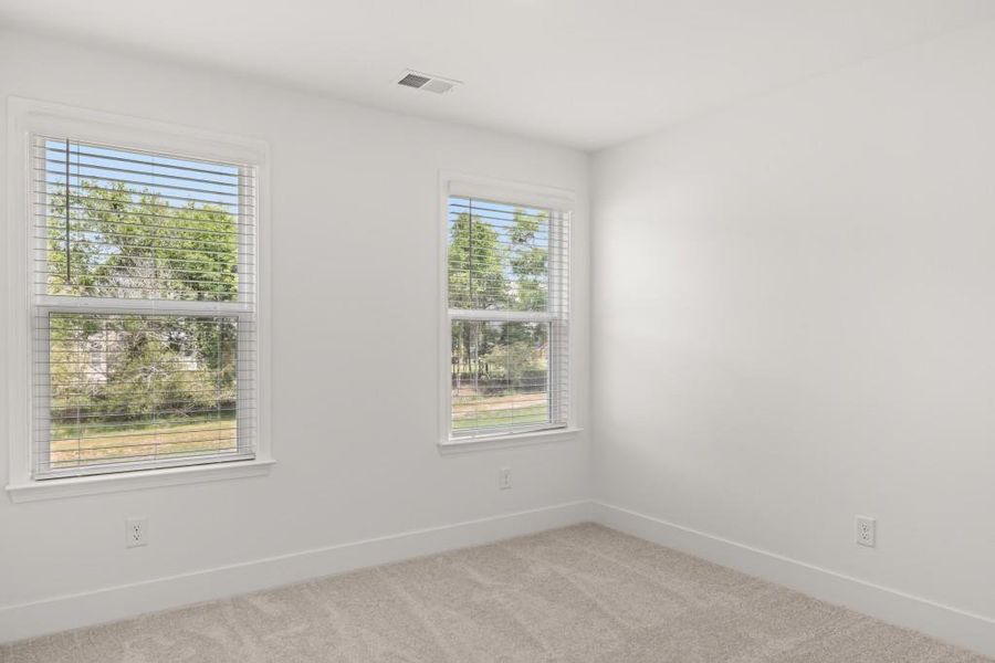 Spacious, unfurnished interior of a new home in Willow Creek, Watkinsville (Image 27).
