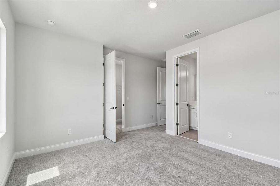 Spacious, unfurnished interior of a new home in Oakfield at Mount Dora Village Series, Mount Dora (Image 25).