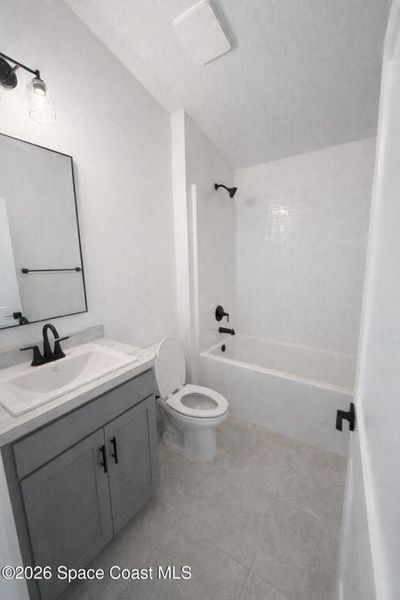 Furnished interior view inside a new home in St. John's Preserve, Palm Bay (Image 7).