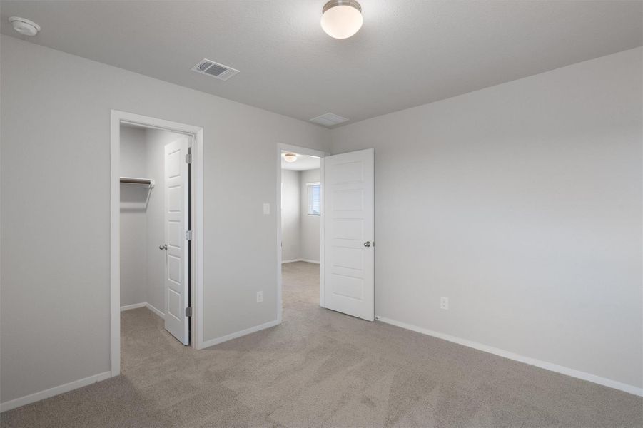 Spacious, unfurnished interior of a new home in Casetta Ranch, Kyle (Image 11). Spacious, unfurnished interior of a new home in Casetta Ranch, Kyle (Image 11).