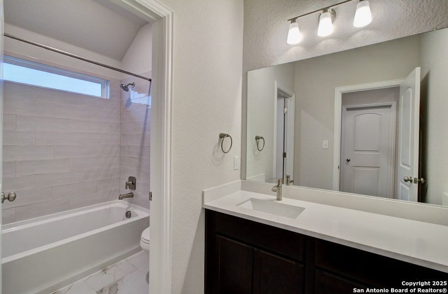 Furnished interior view inside a new home in Meyer Ranch - Enclave, New Braunfels (Image 4).