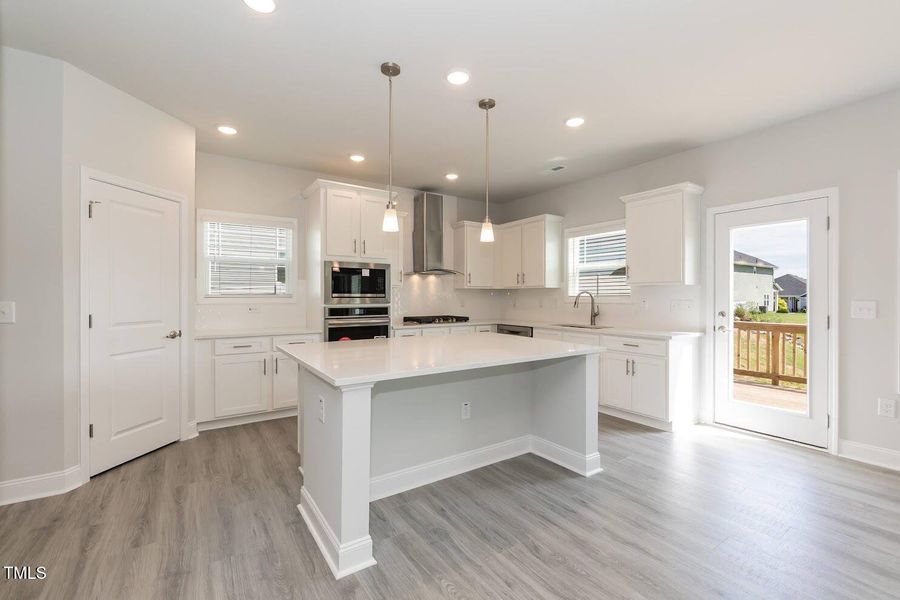 Kitchen 02 Kitchen 02