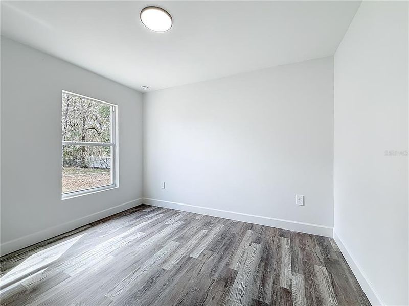 Spacious, unfurnished interior of a new home in , Ocala (Image 18).