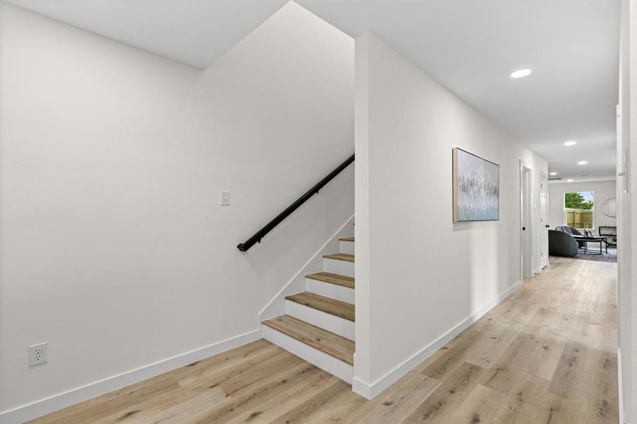 Spacious, unfurnished interior of a new home in , Robinson (Image 25).