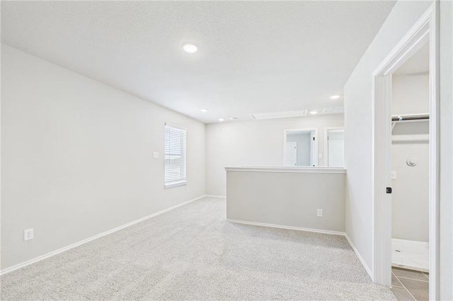 Spacious, unfurnished interior of a new home in Greene Farm, Cartersville (Image 16).