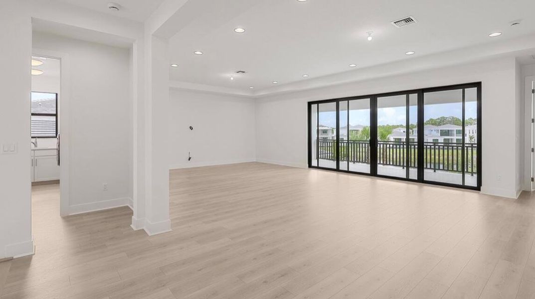Spacious, unfurnished interior of a new home in Artistry Palm Beach, Palm Beach Gardens (Image 39). Spacious, unfurnished interior of a new home in Artistry Palm Beach, Palm Beach Gardens (Image 39).