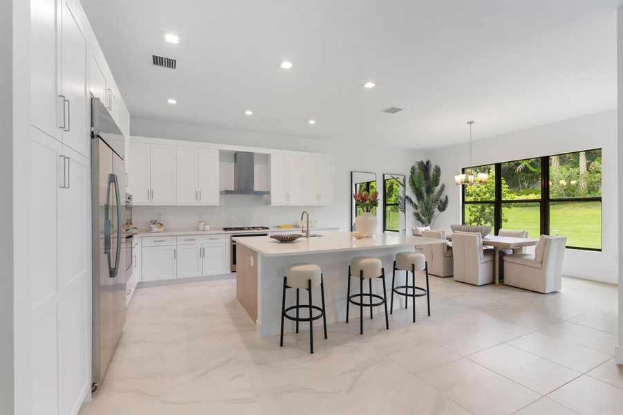Kitchen & Dining Room Kitchen & Dining Room