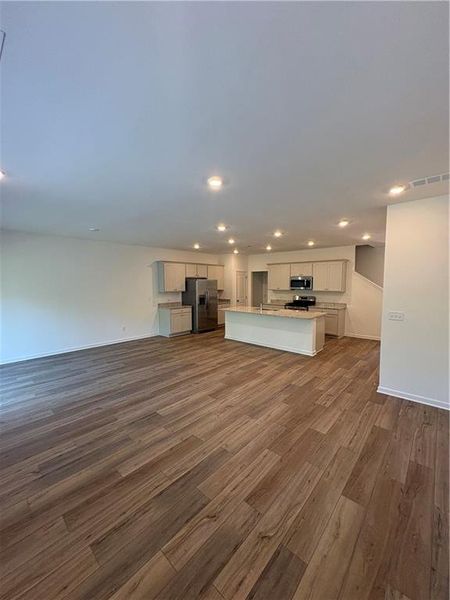 Spacious, unfurnished interior of a new home in Towns at Creekside, Doraville (Image 4). Spacious, unfurnished interior of a new home in Towns at Creekside, Doraville (Image 4).