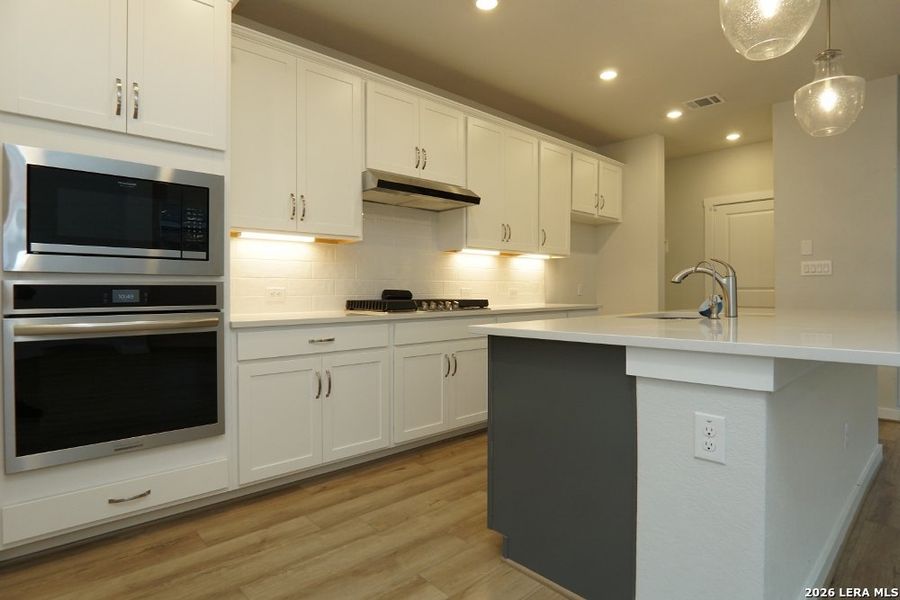 Furnished interior view inside a new home in Ladera - High Point 45', San Antonio (Image 9).
