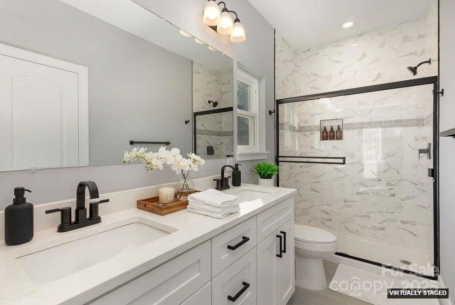 Primary en-suite Virtually Staged