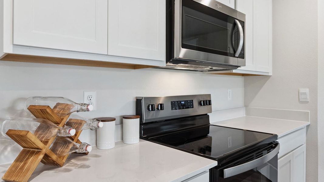 Furnished interior view inside a new home in Willowbrook South, Winter Haven (Image 8).