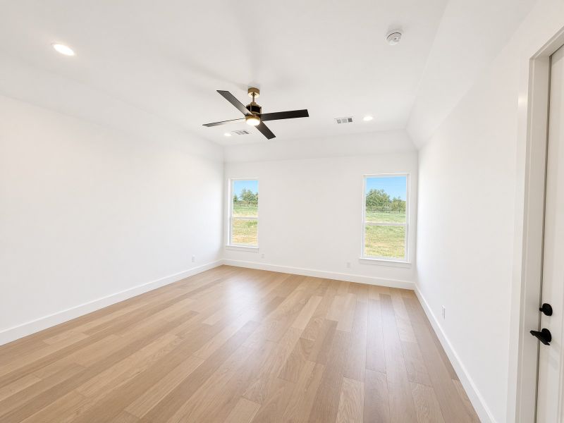 Spacious, unfurnished interior of a new home in Overton Oaks, Paradise (Image 8). Spacious, unfurnished interior of a new home in Overton Oaks, Paradise (Image 8).