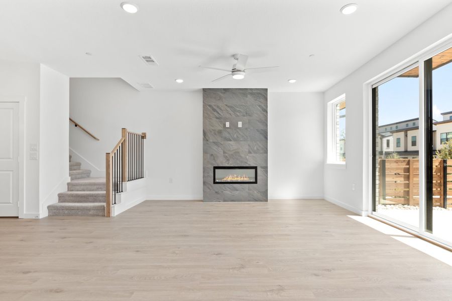 Spacious, unfurnished interior of a new home in Willow Grove Townhomes, Melissa (Image 23).