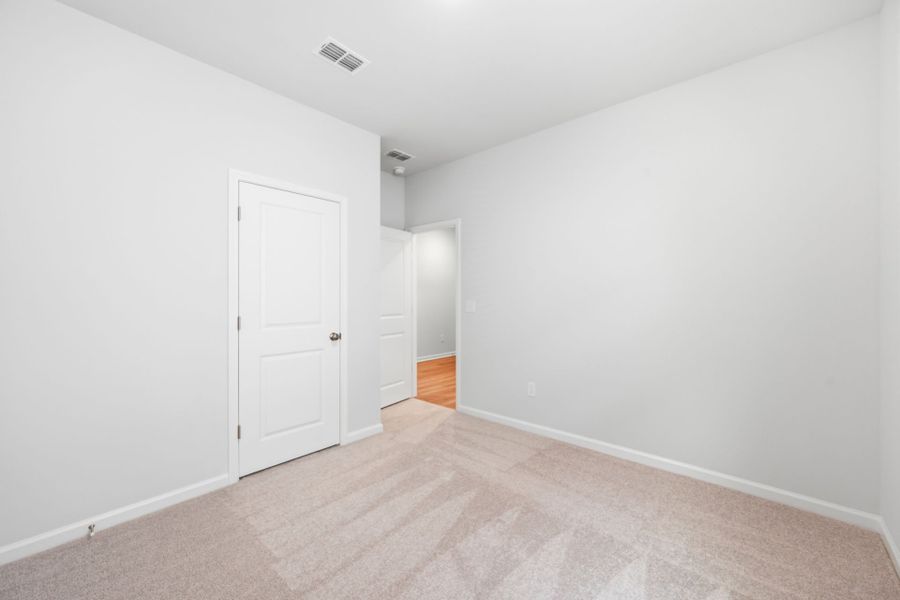 Spacious, unfurnished interior of a new home in Grand Arbor, Blythewood (Image 28).
