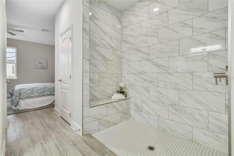 Furnished interior view inside a new home in , Kissimmee (Image 12).