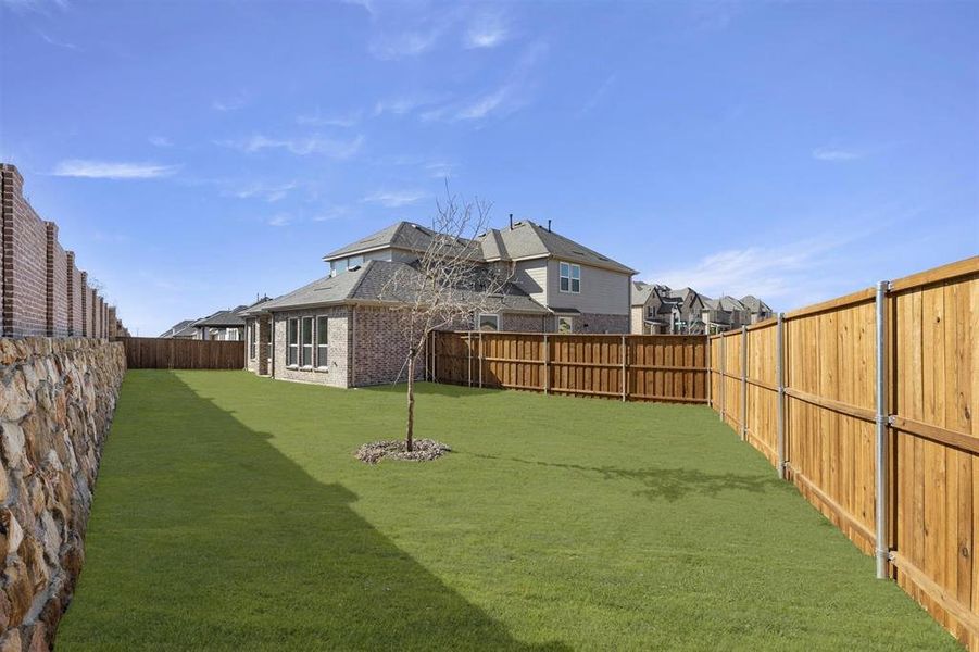 Exterior details and patio area of a home in Edgewood Creek, Celina (Image 3). Exterior details and patio area of a home in Edgewood Creek, Celina (Image 3).