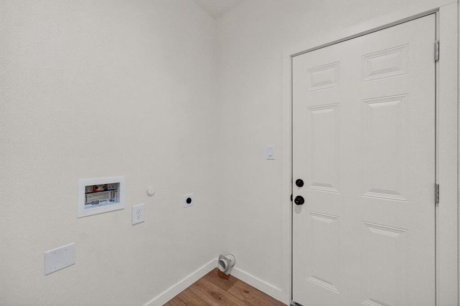 Spacious, unfurnished interior of a new home in , Corsicana (Image 21). Spacious, unfurnished interior of a new home in , Corsicana (Image 21).