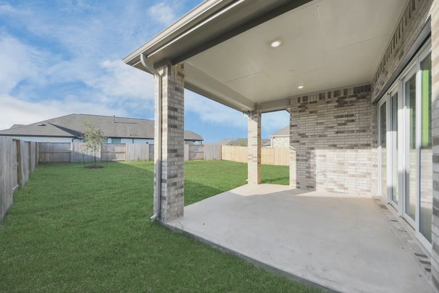Representative exterior details of a home built from the Bonneville by Chesmar Homes in Meridiana 50's and 60's, Manvel (Image 3).