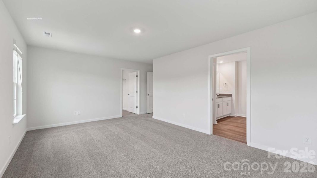 Spacious, unfurnished interior of a new home in Clark Creek Landing, Lincolnton (Image 21).